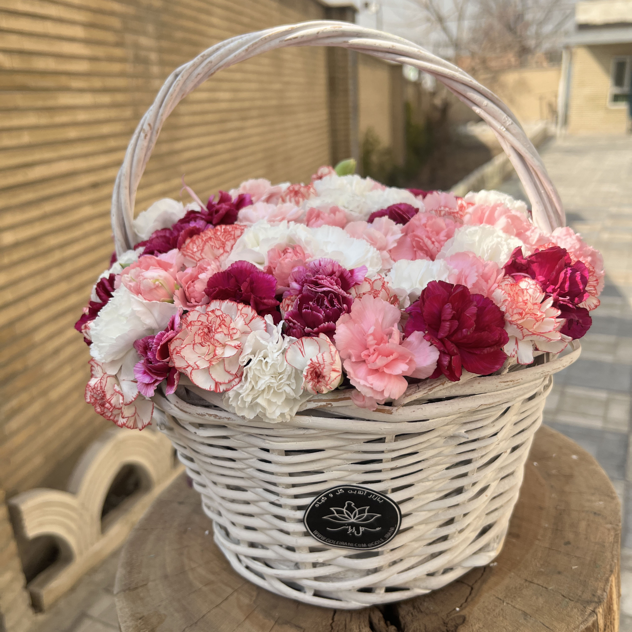 سبد گل طنین