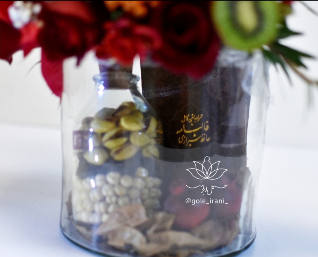  قیمت باکس گل و آجیل شب یلدا سفارش باکس گل شب یلدا مراسم شب چله 