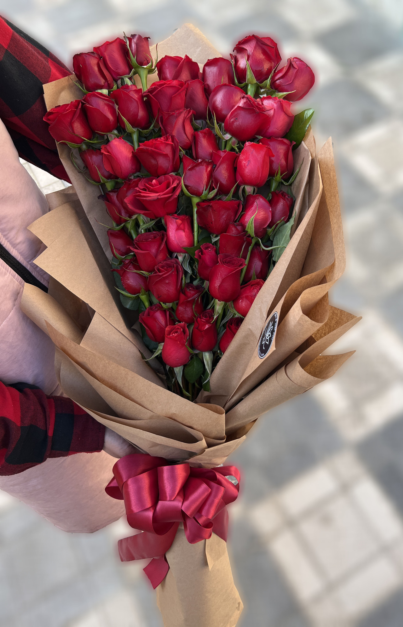 دسته گل قرمز لیلی