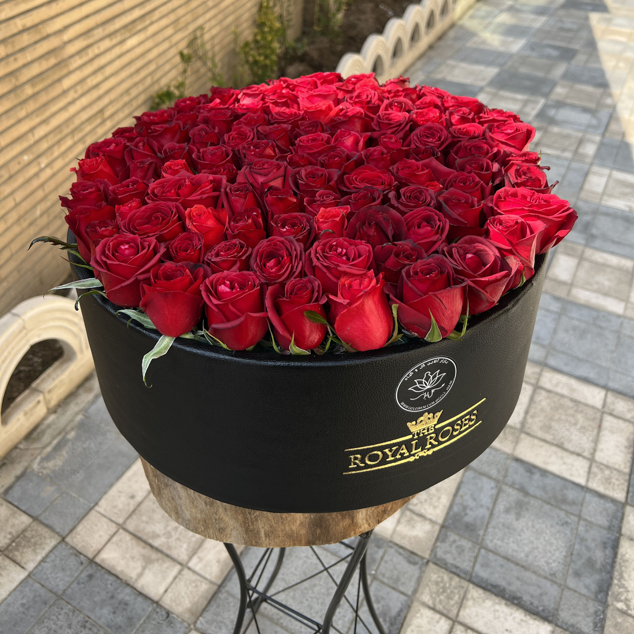  باکس رز صد شاخه 