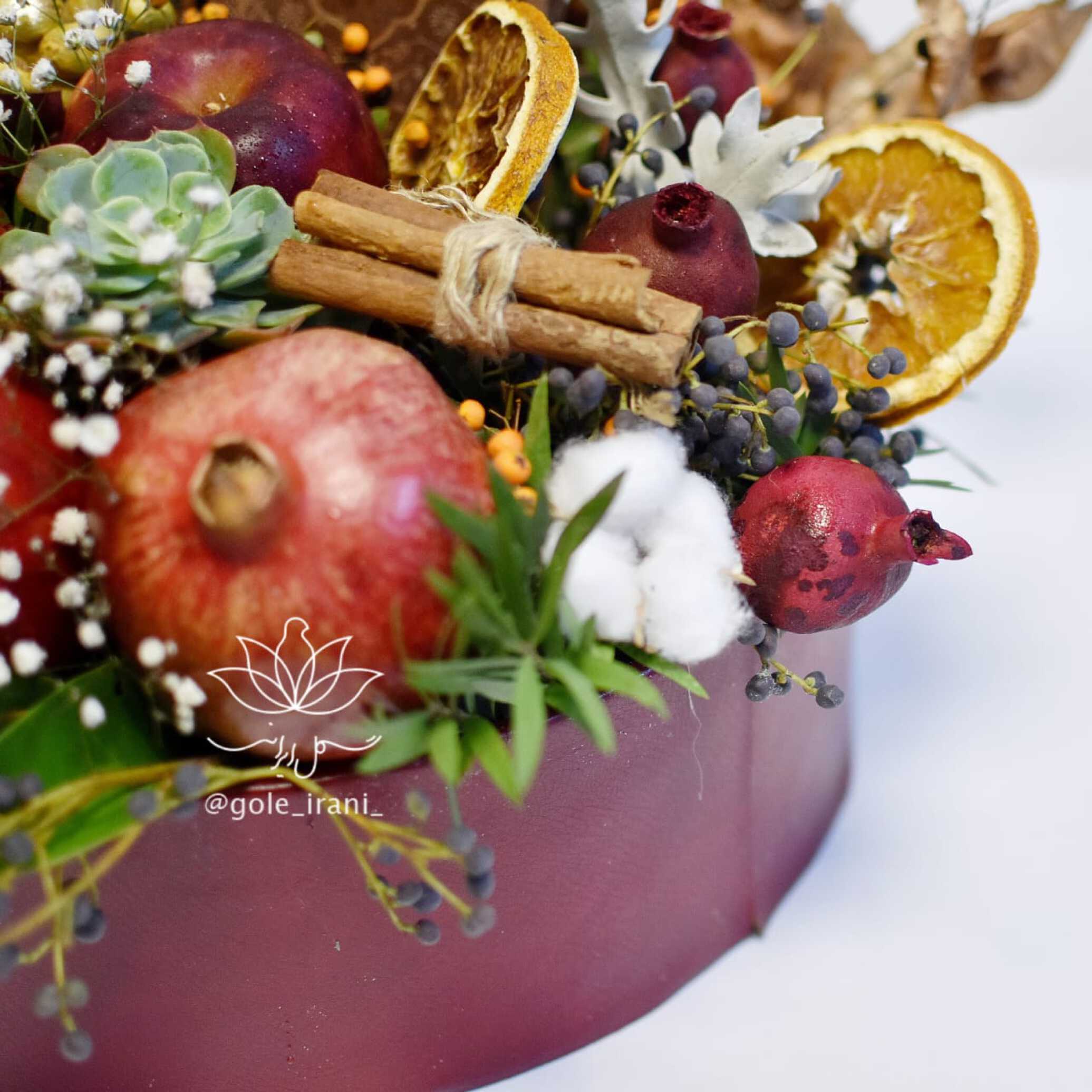  باکس گل و میوه شب یلدا میوه آرایی شب یلدا 