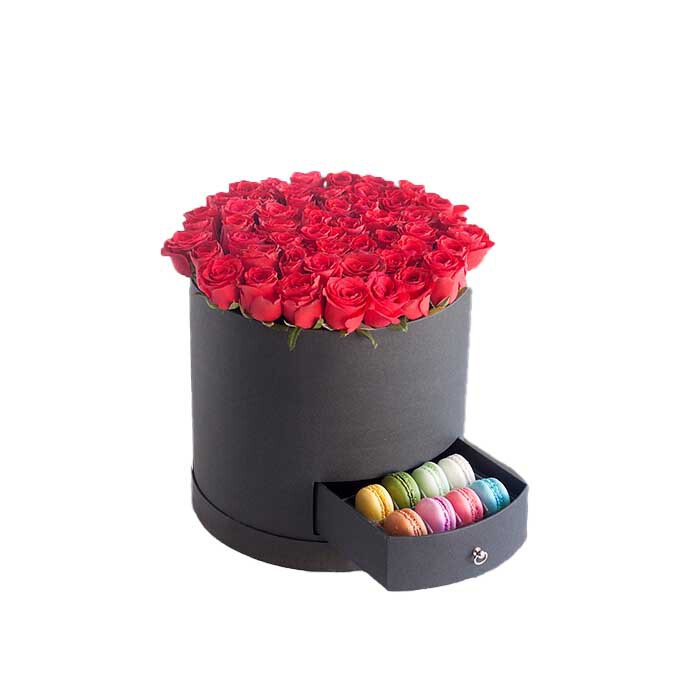  خرید و قیمت باکس گل و ماکارون ساغر سفارش باکس گل رز و ماکارون قیمت ماکارون باکس گل رز ارزان گل ایرانی سورپرایز تولد 